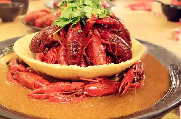 上海有名的网红小龙虾,魔都网红小龙虾