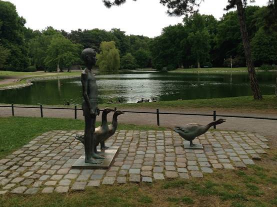 施华洛世奇白天鹅10年,马尔默全集完整版