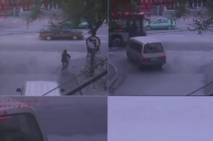 连警察都惊了！石家庄这位面包车司机竟干出了这种事