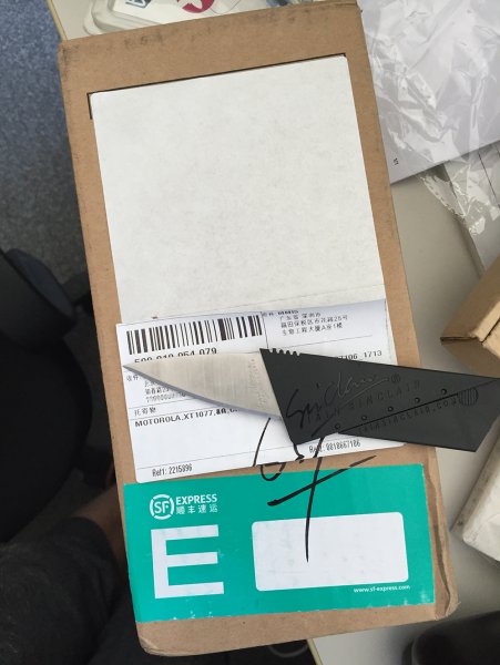 Get新技能:不去售后自行更换motogSIM卡卡槽