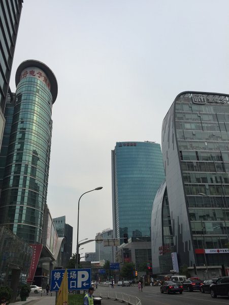 Get新技能:不去售后自行更换motogSIM卡卡槽