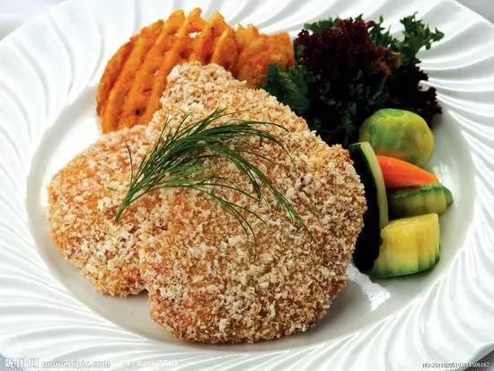 去美国旅游签证找中介要多少费用,自由行去美国旅游要多少钱