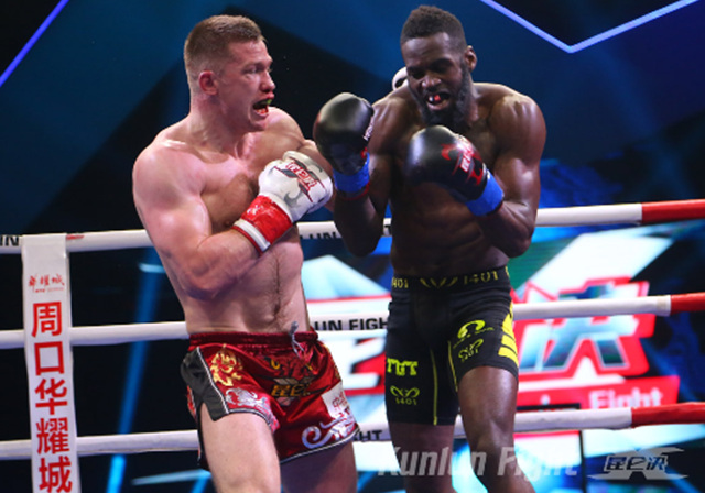 昆仑决经典二番战:王伟豪踢碎护裆,死神复仇魔头