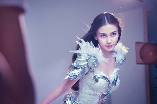 明星们都爱玩游戏,明星都爱玩什么游戏