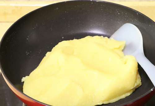 绿豆糕怎么做又简单好吃,绿豆糕如何简单制作又好吃