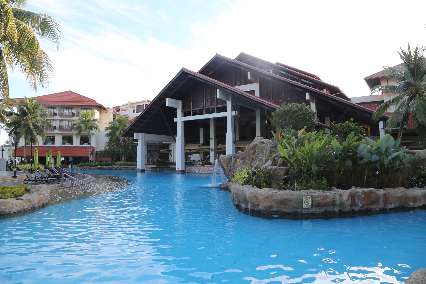 三亚马来西亚旅游,不要再去又挤又贵的三亚