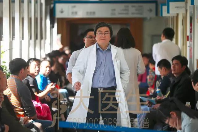 本期大医生｜张东：生死较量，脑血管上的张弛韵律！