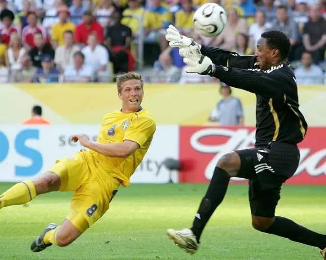 为什么要谈踢足球的男生,为什么喜欢足球的人多