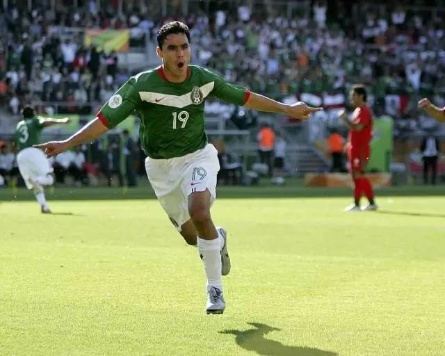 为什么要谈踢足球的男生,为什么喜欢足球的人多