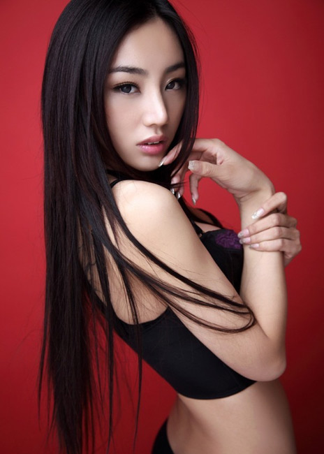 痘痘长哪里不烦人,痘痘在哪几个地方不要挤掉