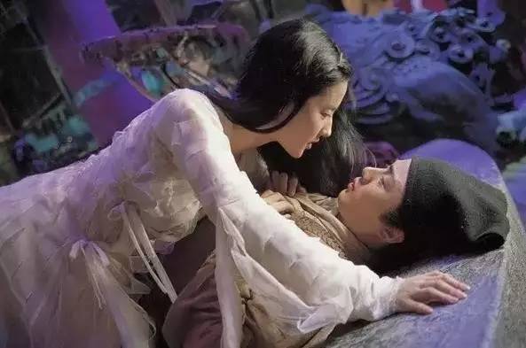 刘诗诗杨幂唐嫣目前谁的剧最好,杨幂刘诗诗唐嫣演技