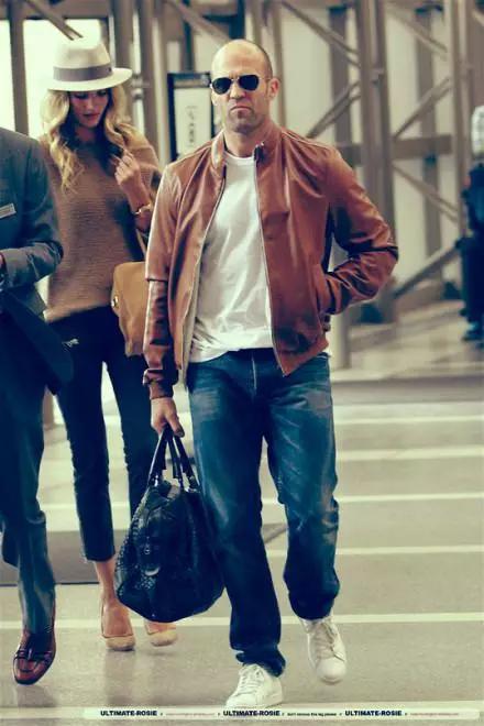 她，农场出身，15岁进军超模界，29岁将成为好莱坞第一硬汉背