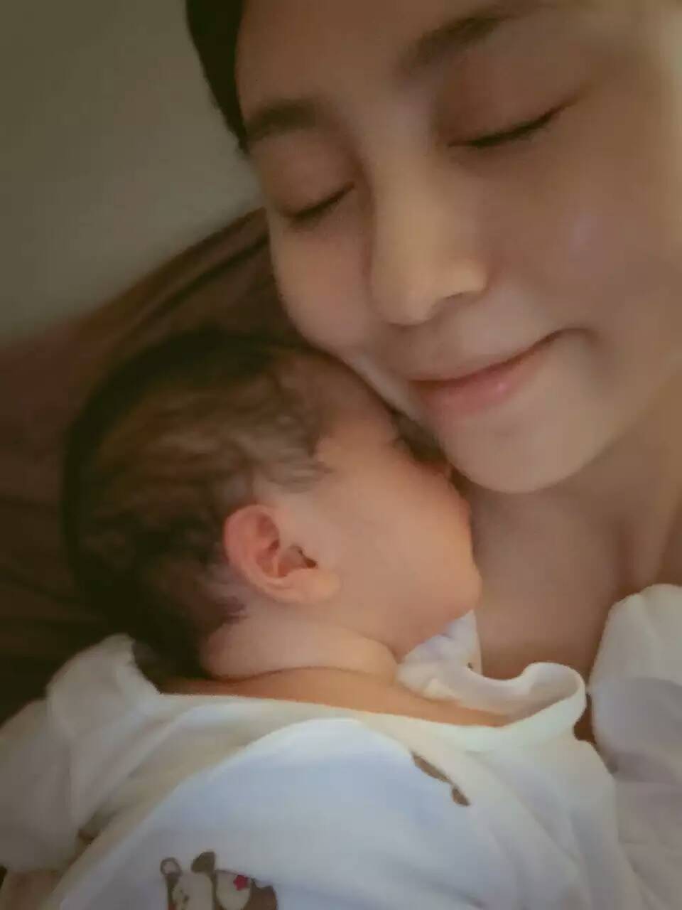 孕期破水日记,兔妈妈生产完二十天