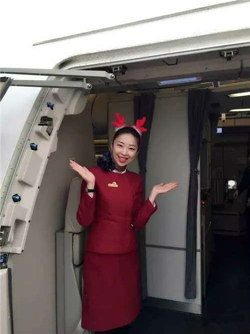国航空姐陈晓玲:细致入微热情诚恳