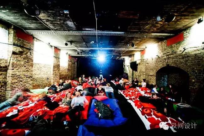创意暴走在海上看电影？8种新奇电影院挑战你的五感体验