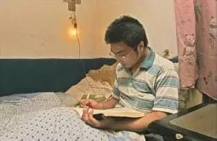 她花了12万，3年后让“神童”儿子变成中不溜I腔调