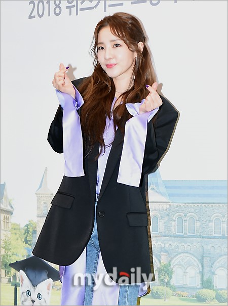 韩国女艺人sandara写真,sandara女艺人