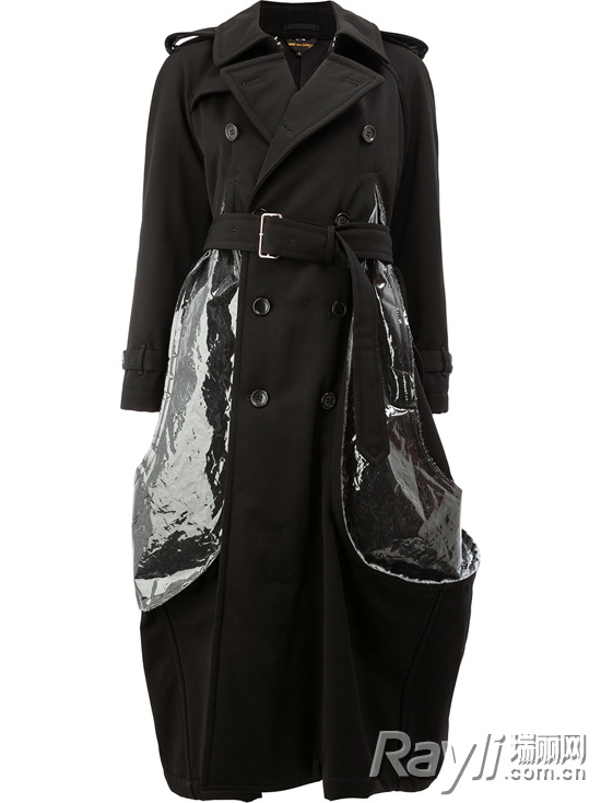 穿上透明PVC秒变“塑料姐妹花”从此阴天下雨都不怕