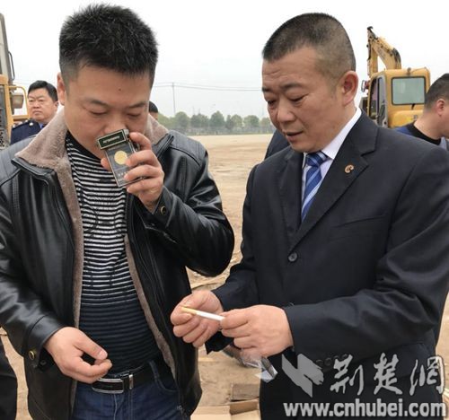 947万支假冒伪劣卷烟被集中销毁,罗城销毁1吨假冒伪劣卷烟