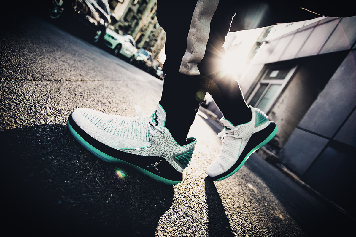 开箱上脚耐克篮球鞋,第一双airjordan正代鞋款在中国