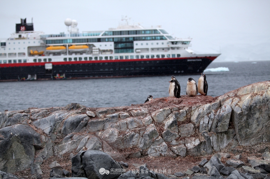 南极冰山脚下,南极的神秘之处