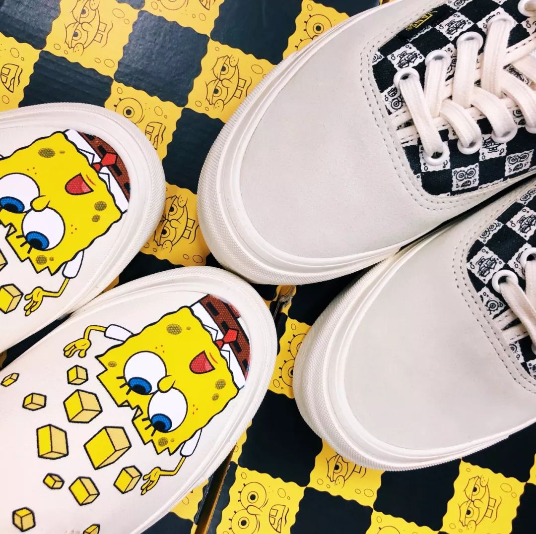 今天，我把表情包都换成了这个黄黄的东西,害羞.gif|编辑推荐