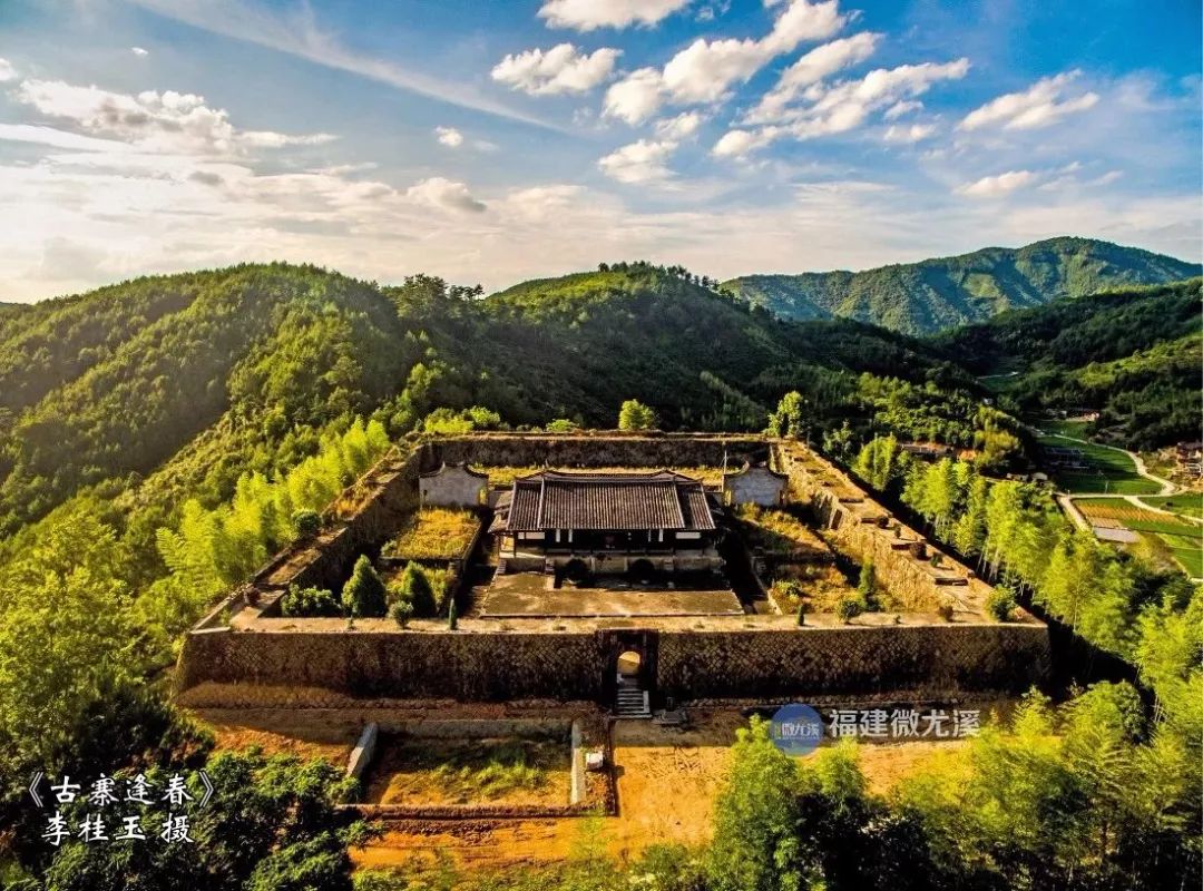 闽中深山里，有谁知道这个尤溪姑娘？真的太美了！