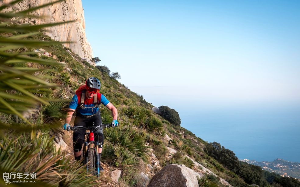 骑行膝盖疼一招搞定,骑行膝盖疼还能骑吗