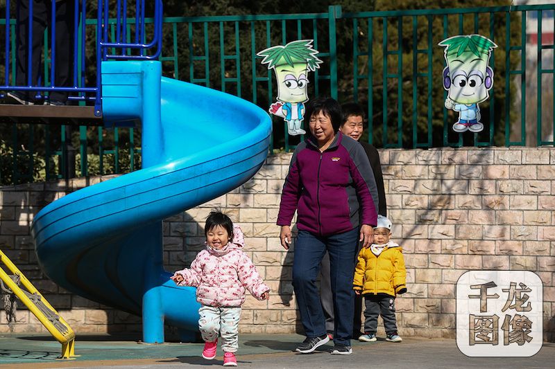 新时代新气象新作为|小商店街成了休闲广场居民为大变样叫好