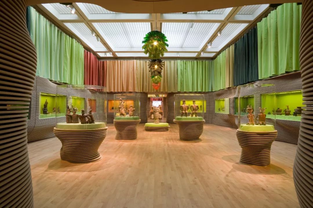 因为去了这些地方，GUCCI做出了“米兰恐怖故事”