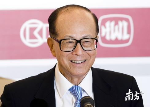 李嘉诚怎么从草根逆袭成首富的,李嘉诚退休前的秘诀