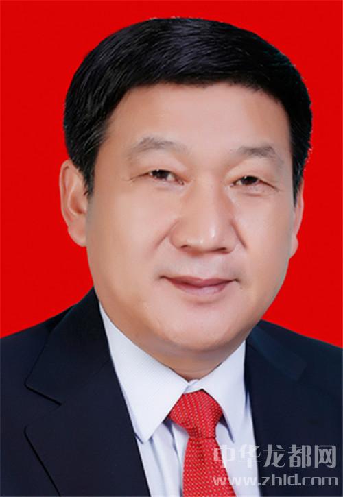 贯彻县委经济工作会议精神采访稿,贯彻落实两会精神推动高质量发展