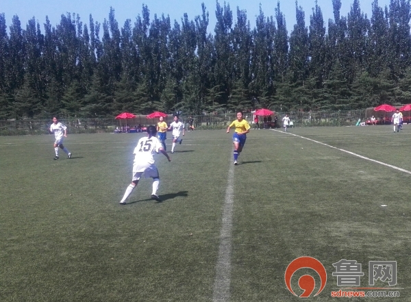 铿锵玫瑰美丽绽放——记北辛中学女子足球队
