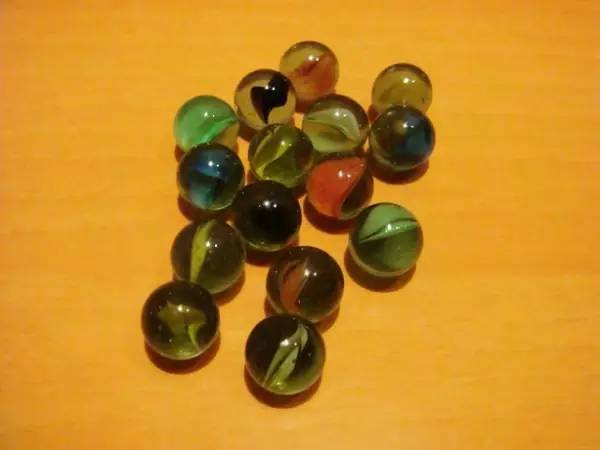 童年时我们的玩具,我们小时候童年的玩具是什么