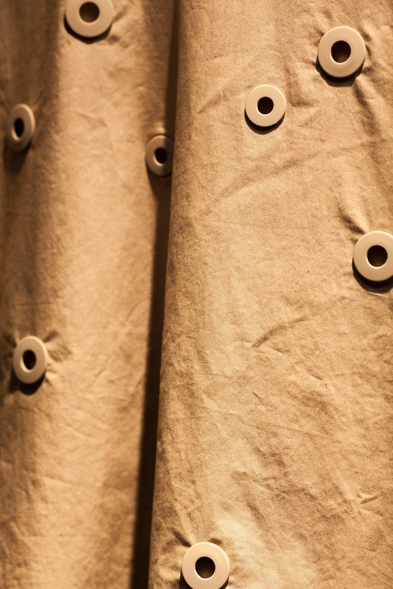 小时候看起来很乖长大后很壮,小时候看得很幼稚长大后才明白