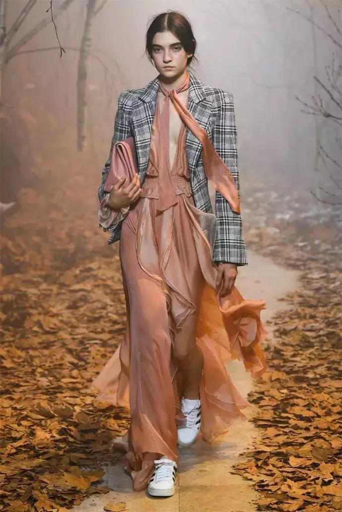 格纹怎么穿显瘦,韩式格纹怎么穿