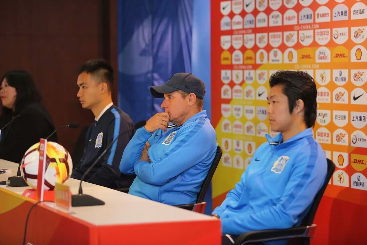 广州富力爱送温暖给升班马，大连一方你知道怎样去拿吗？