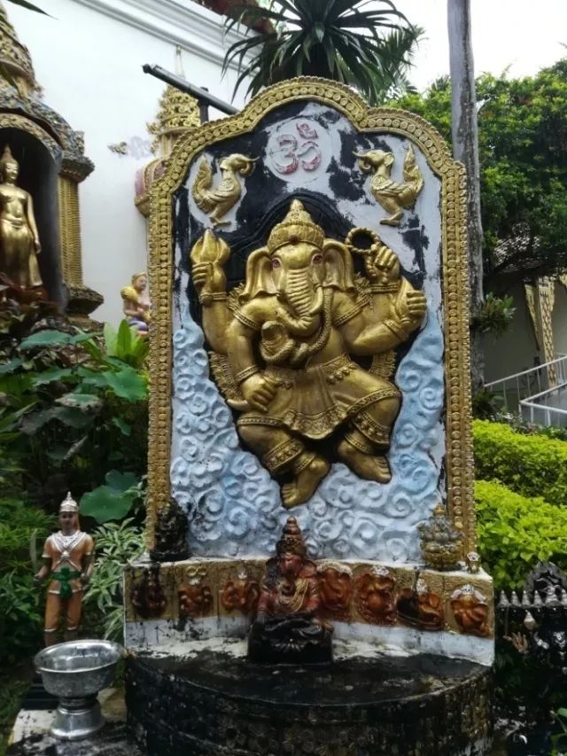 君行体验官专栏丨他在佛之国度,邂逅了一场浪漫