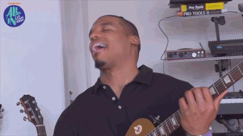 新买的吉他怎么开声,吉他开声和未开声区别