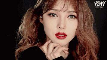 化妆眼影眼线睫毛膏的顺序,化妆眼睛先铺一层橘色眼影