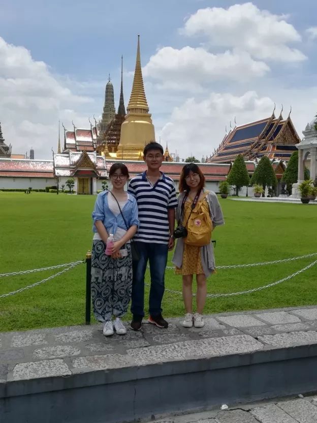 君行体验官专栏丨他在佛之国度，邂逅了一场浪漫