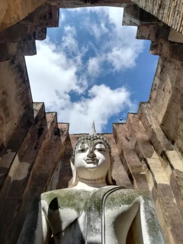 君行体验官专栏丨他在佛之国度，邂逅了一场浪漫