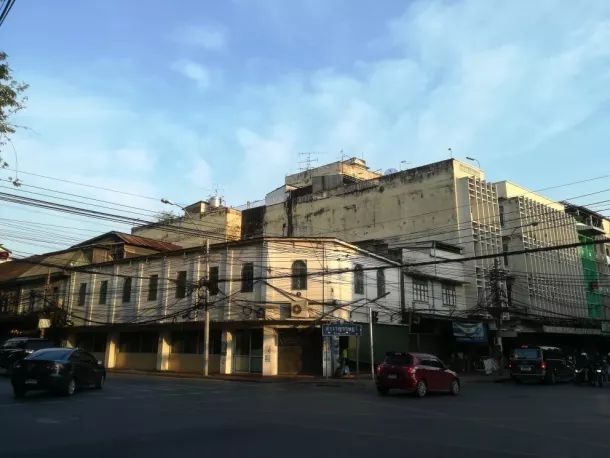 君行体验官专栏丨他在佛之国度,邂逅了一场浪漫