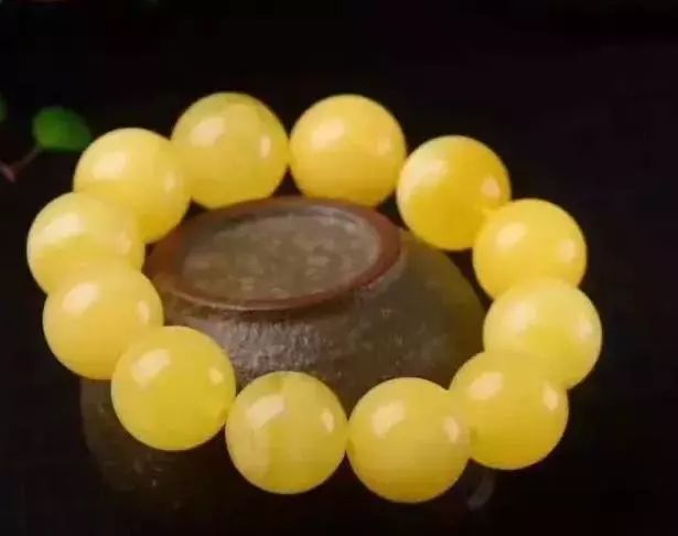 鉴别蜜蜡真假的十个方法,鉴别蜜蜡真假视频全过程