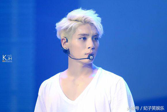 *钟金**铉尽管时间停滞在某一时刻对你的思念从来没有间断!