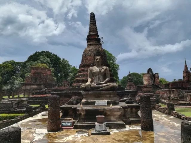 君行体验官专栏丨他在佛之国度,邂逅了一场浪漫