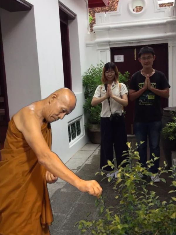 君行体验官专栏丨他在佛之国度，邂逅了一场浪漫