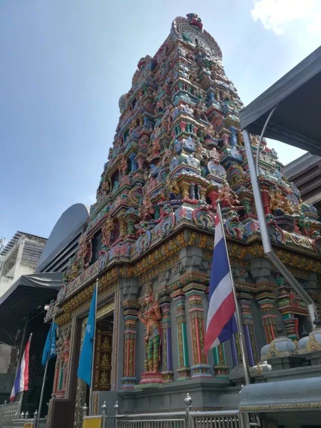 君行体验官专栏丨他在佛之国度,邂逅了一场浪漫