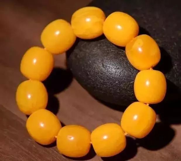 鉴别蜜蜡真假的十个方法,鉴别蜜蜡真假视频全过程