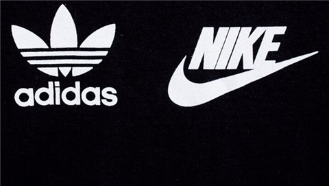 耐克阿迪联名t恤,耐克和阿迪达斯为什么挨在一起